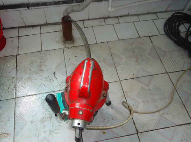 沙湖原种场下水道疏通